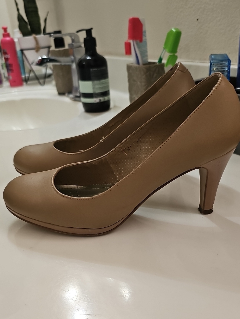 Women's Tan Mid-Heel Upper Leather Pumps - Versatile Career Heel